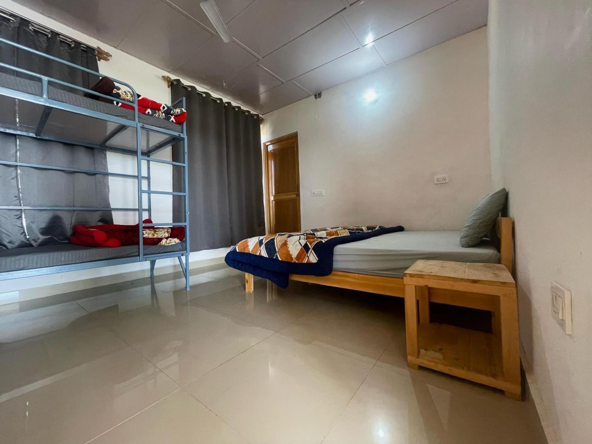 Bir Nest Hostel Экстерьер фото
